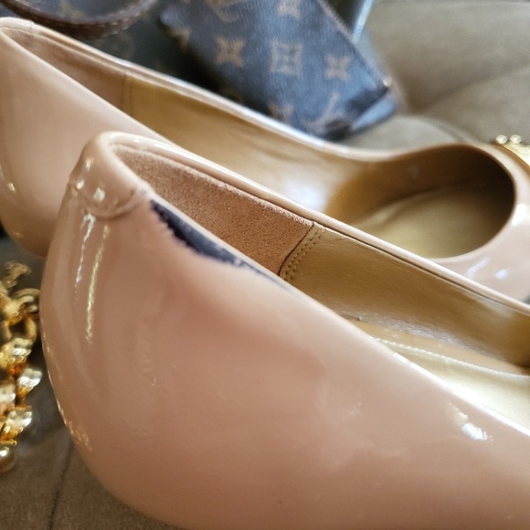 💯 Coach Tan & Black Patent Pointed Toe Heels - Picture 8 of 11